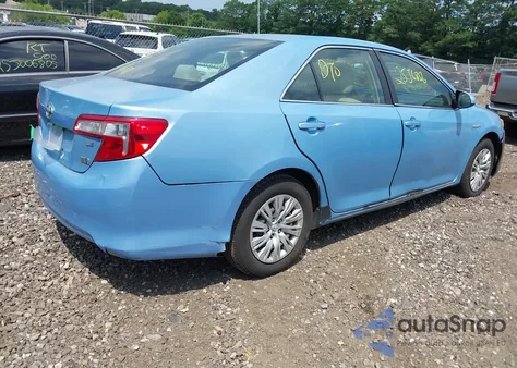 2012 Toyota Camry Hybrid Le z USA, uszkodzony, nr VIN 4T1BD1FK1CU045159